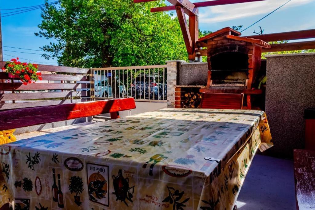 Apartment L&E Ядраново Екстериор снимка